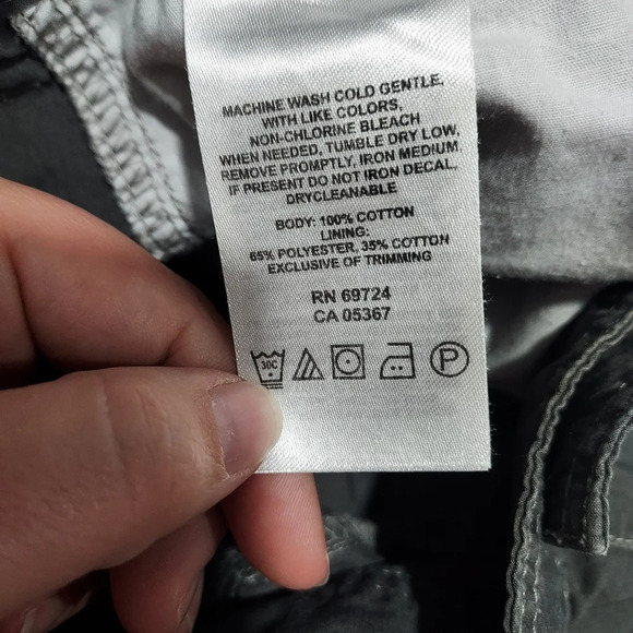 Columbia Gray Cargo Shorts in Size 14 - Picture 9 of 10